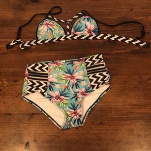 Brand Unknown | Multicolored High Waisted Swimsuit